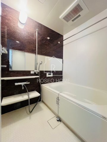 バス・シャワールーム　同マンション別部屋：参考写真