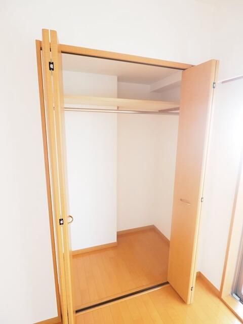 収納　別タイプ部屋　参考写真です