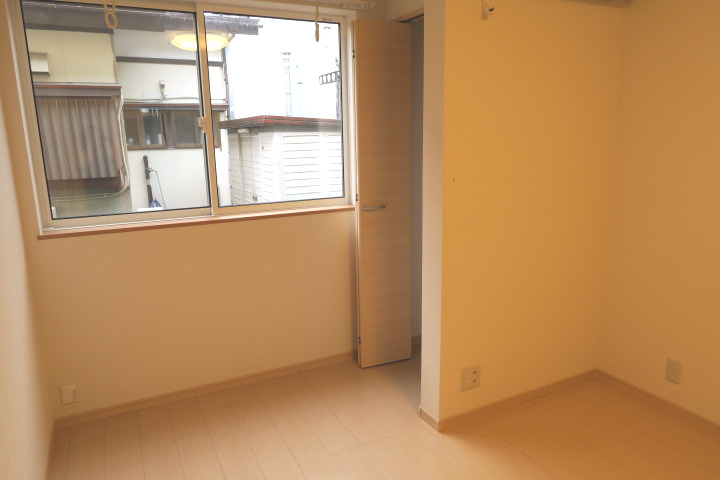 眺望　室内洗濯干し場とクローゼットがございます。