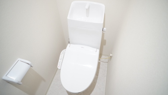 トイレ　シャワー付きトイレ