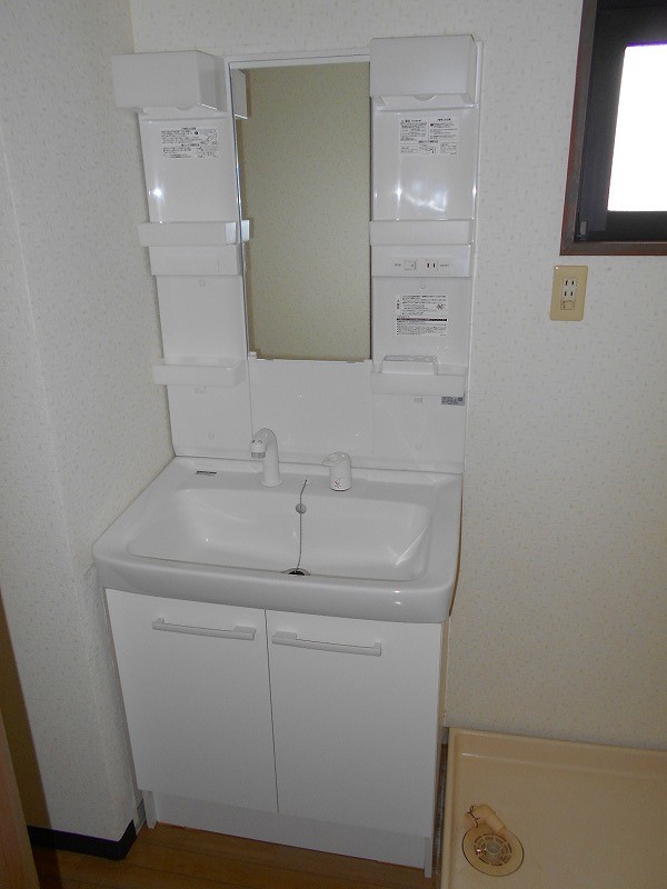 洗面設備　シャンプードレッサー