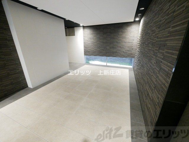 ロビー　バルコニー