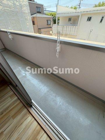 バルコニー　陽当たり良好なバルコニーです