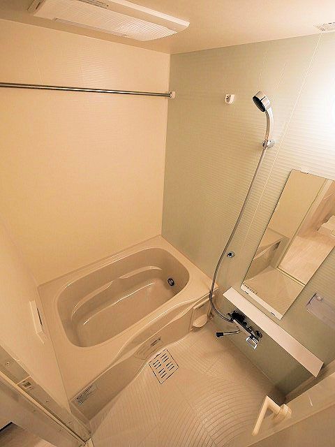 バス・シャワールーム　バス