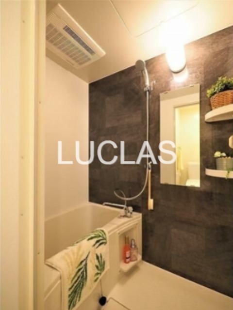 バス・シャワールーム　清潔感のある浴室で日々の疲れを癒します♪