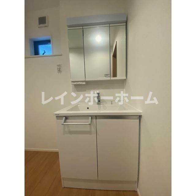 洗面設備　忙しい朝には欠かせない洗面所です