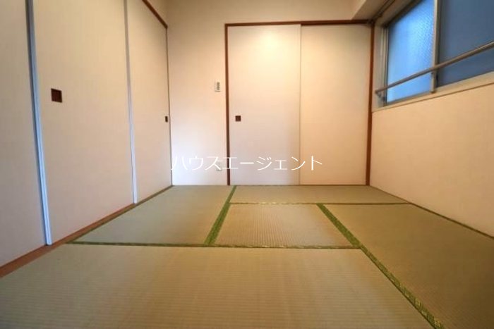 その他部屋・スペース　4.5帖の和室です