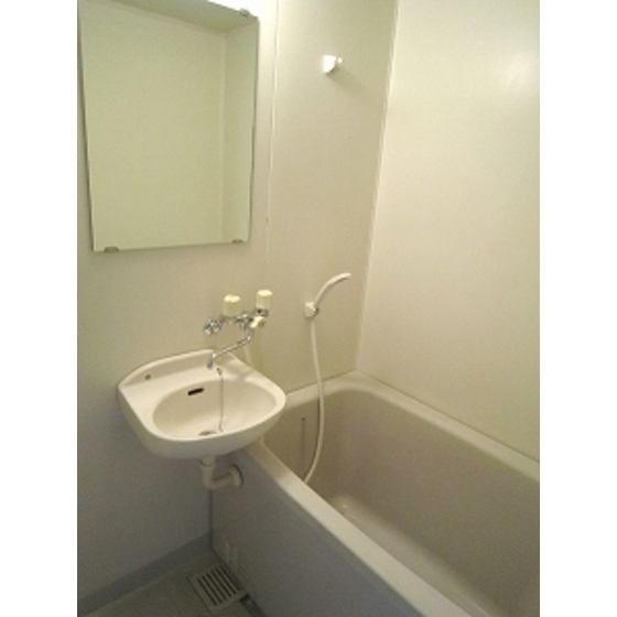 バス・シャワールーム　バス・洗面