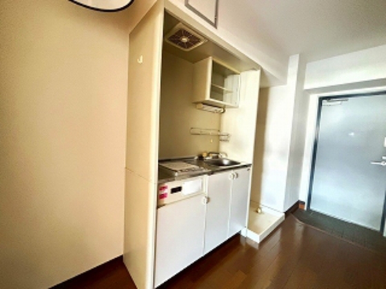 キッチン　※別号室の写真です。