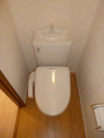 トイレ　清潔感のあるトイレです。