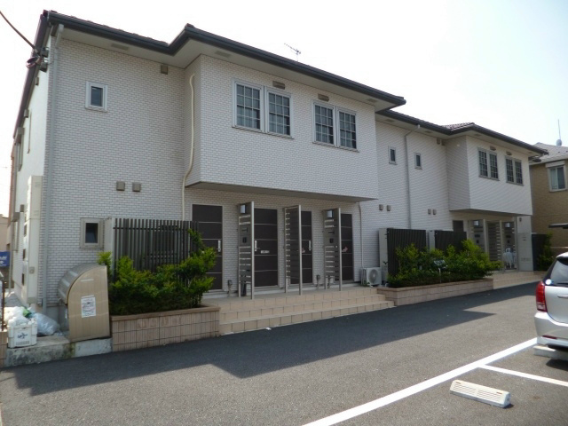 建物外観　ご入居日からインターネット接続無料です。