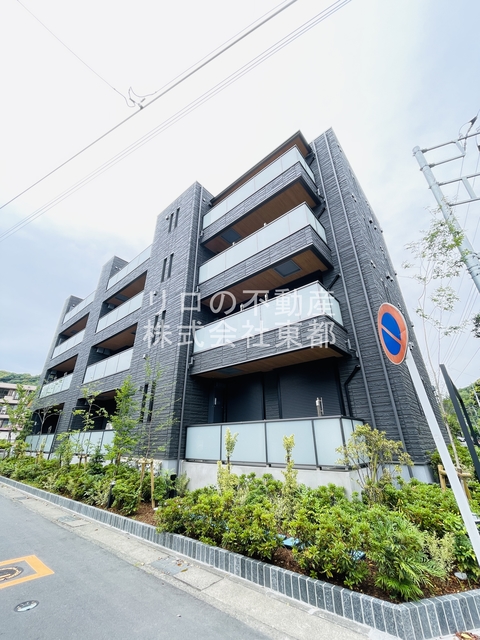 建物外観　閑静な住宅地でゆったりライフスタイルを満喫してください♪