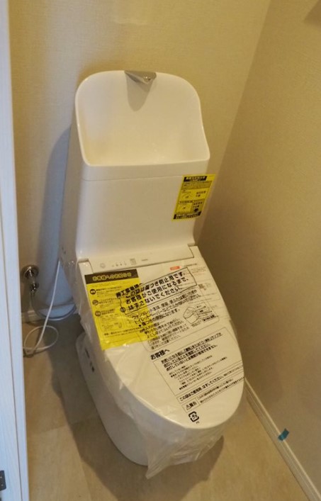 トイレ　※こちらのお写真は他部屋になり参考写真です