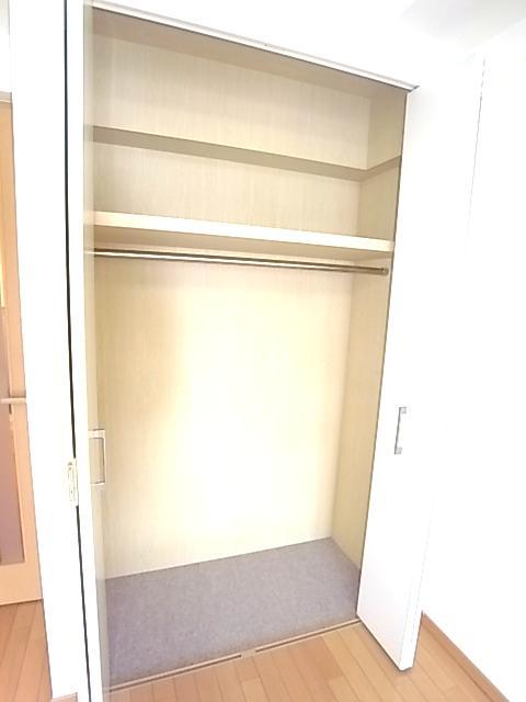 収納　クローゼット