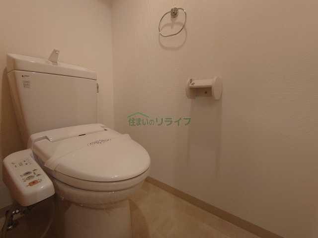 トイレ　グランハイツ東新宿 403