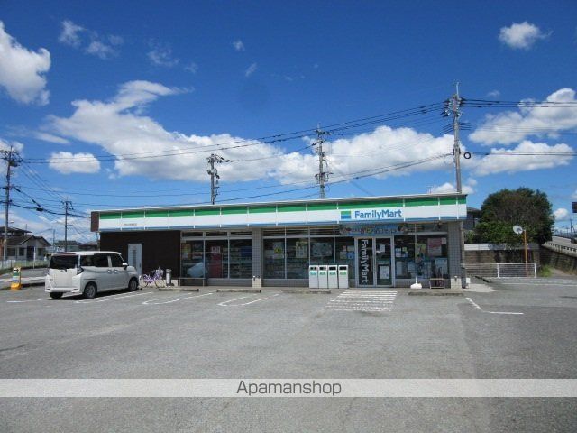 コンビニ　ファミリーマート不知火役場前店（コンビニ）まで1000m