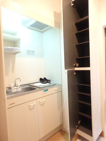 収納　玄関横収納あり！