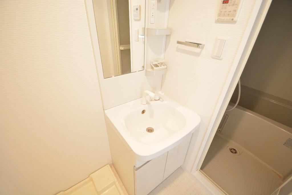 洗面設備　洗髪洗面化粧台