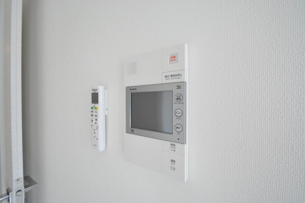 セキュリティ　カメラ付インターホン