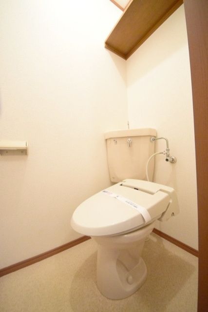 トイレ　★★洗浄機付き便座完備★★