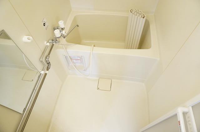 バス・シャワールーム　浴室