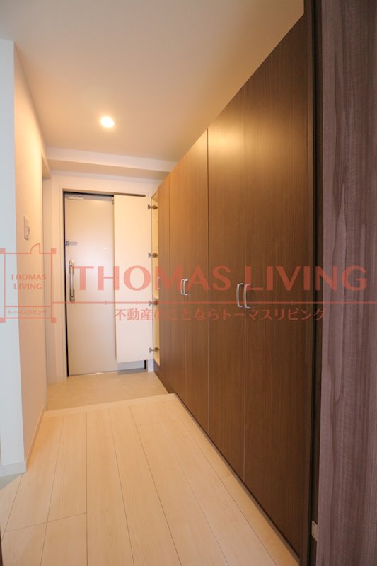 玄関　※別号室のお写真です。