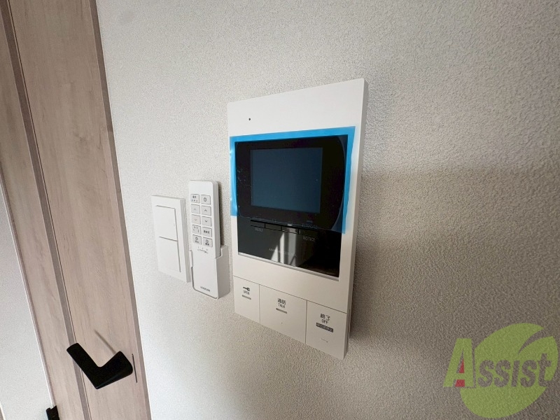 セキュリティ　ＴＶモニター付インターホンです。来客者の顔が見えるので安心！