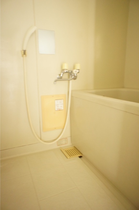 バス・シャワールーム　図面と現状に相違がある場合には現状を優先