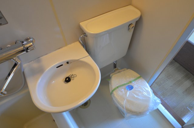 トイレ　ユニットバスです☆