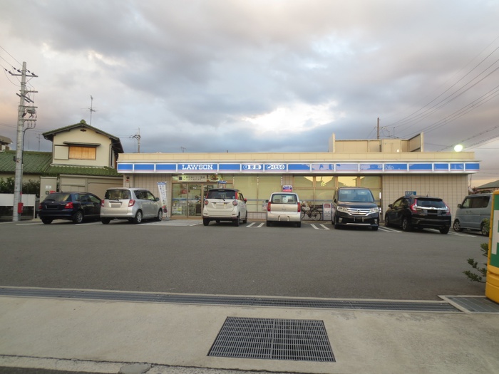 コンビニ　ローソン 尼崎富松町三丁目店（コンビニ）まで400m