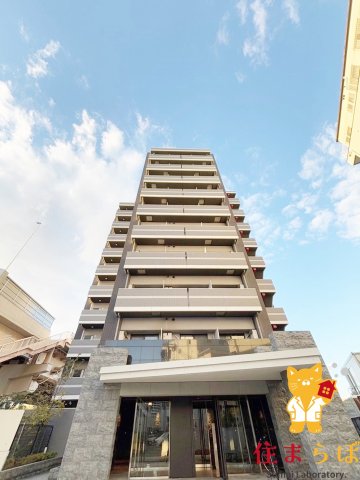 建物外観　「見ないで終わるには、惜しすぎる。」