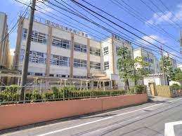 小学校　足立区立東伊興小学校（小学校）まで289m