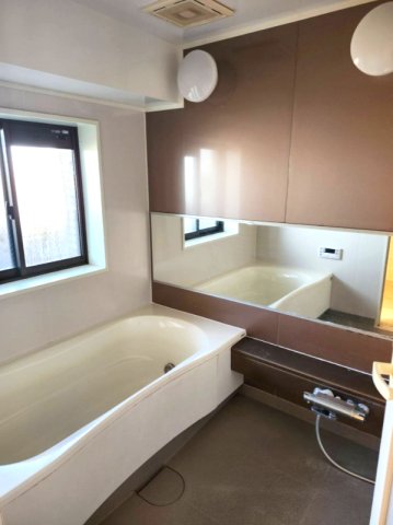 バス・シャワールーム　5F