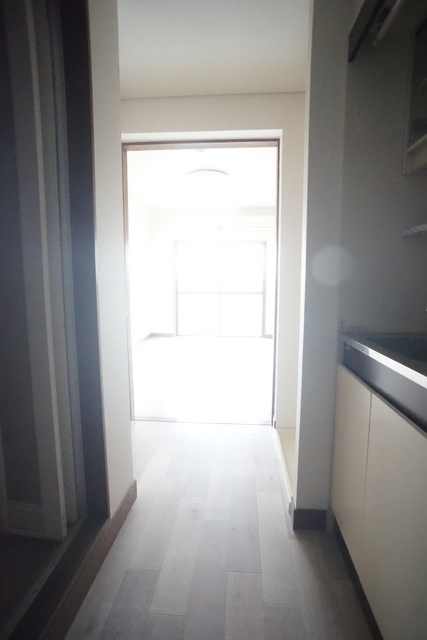 玄関　すっきりシンプルな玄関スペースです！