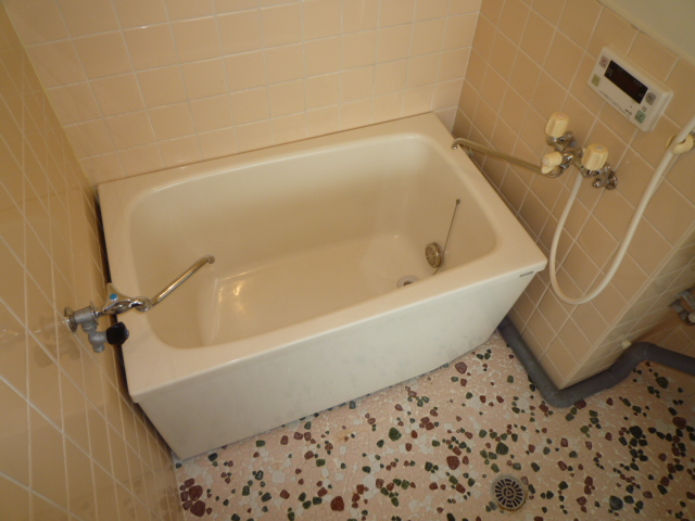 バス・シャワールーム　リフォーム済　追焚給湯式バスルーム