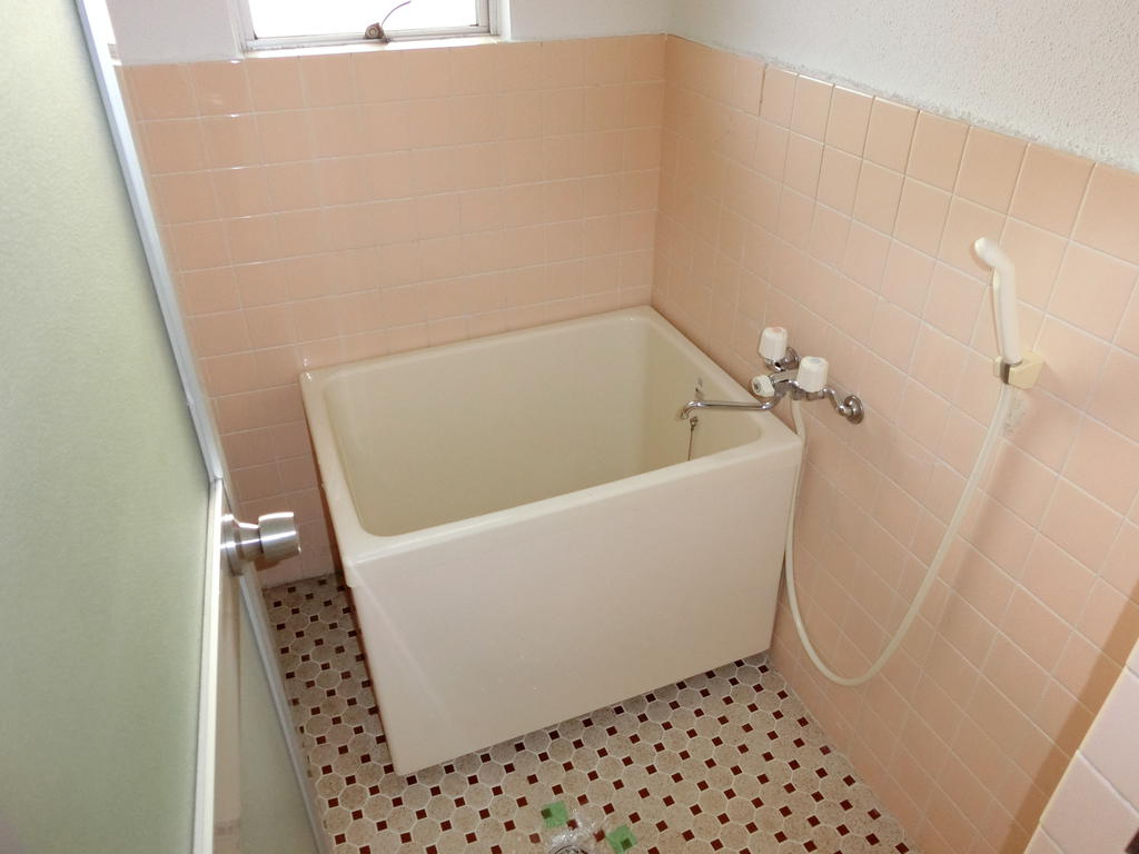 バス・シャワールーム　※写真は別のお部屋の物です。現況を優先致します。