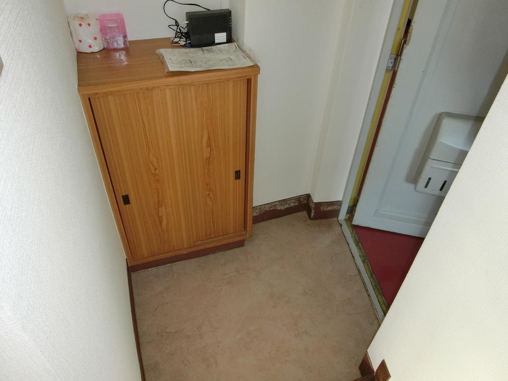 玄関　※写真は別のお部屋の物です。現況を優先致します。