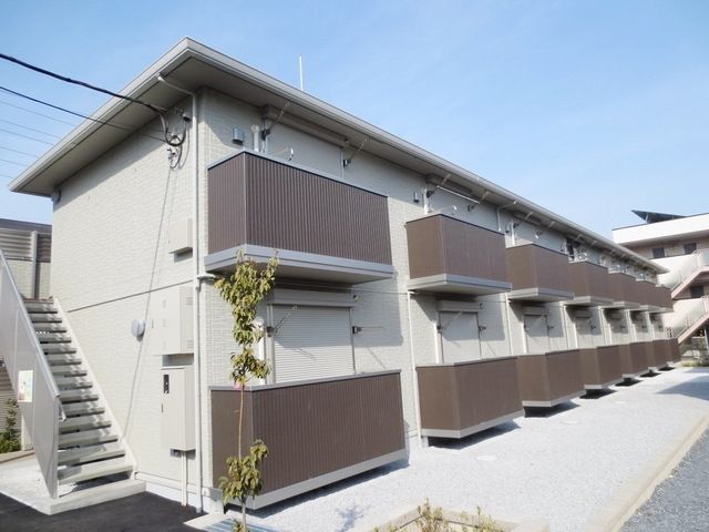 建物外観　★南向きで日当り良好、駅近くの閑静な住宅街★