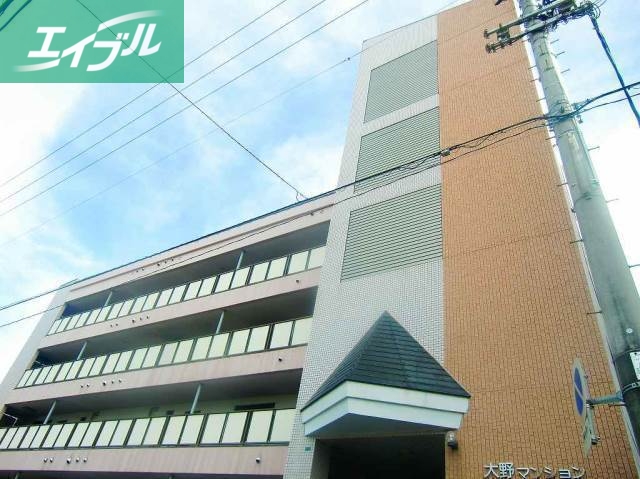 エントランス　外観