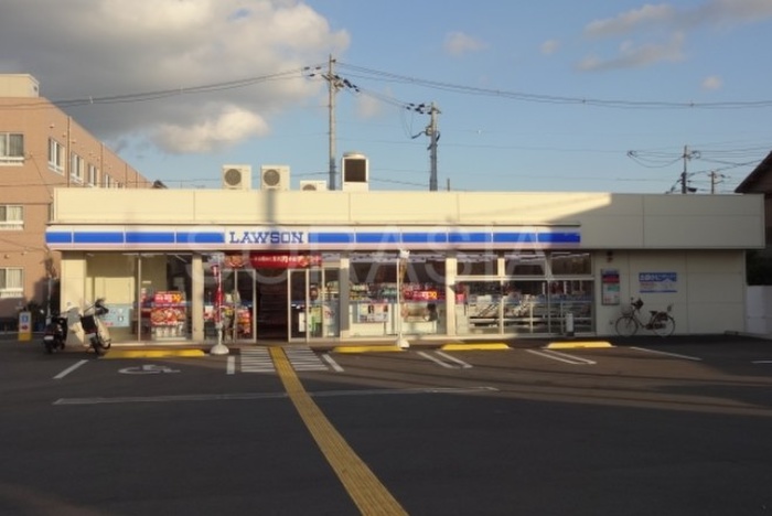 コンビニ　ロ－ソン（コンビニ）まで154m