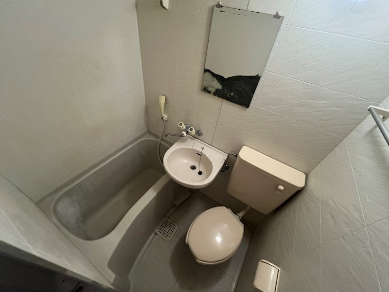 バス・シャワールーム　別部屋参考写真