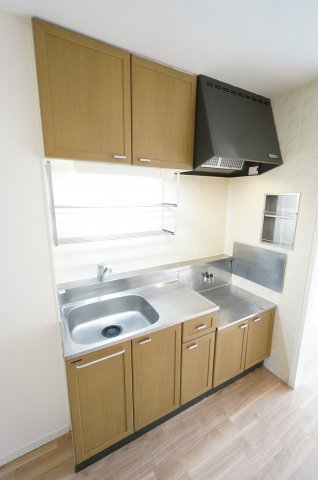 キッチン　※反転タイプの写真です。