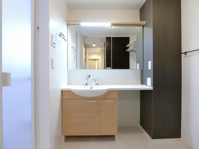 洗面設備　洗面化粧台