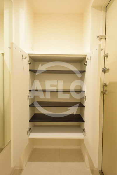 収納　SERENiTE堺筋本町ＳＵＤ（セレニテ堺筋本町シュッド）