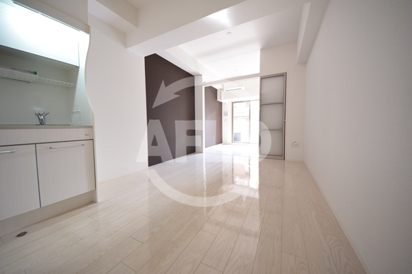 居室・リビング　SERENiTE堺筋本町ＳＵＤ　リビング