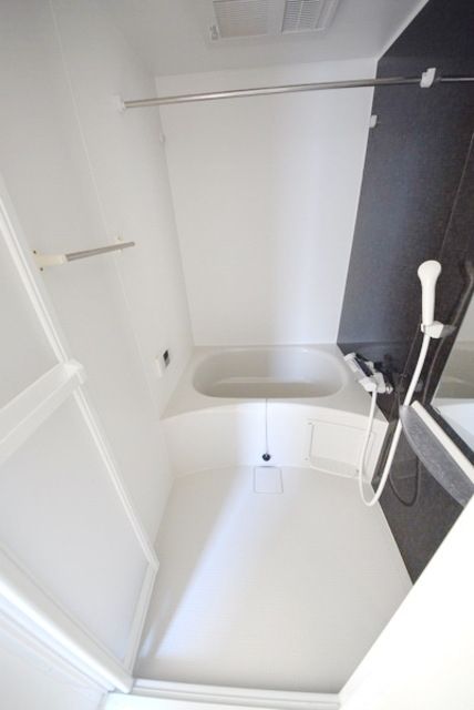 バス・シャワールーム　★綺麗なバスルームです★