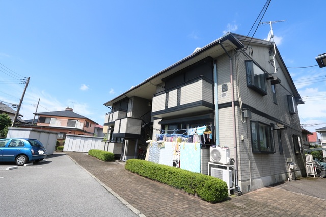 建物外観　鶴田駅まで徒歩１０分♪