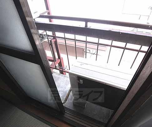 バルコニー　洗濯物もよく乾きそうです