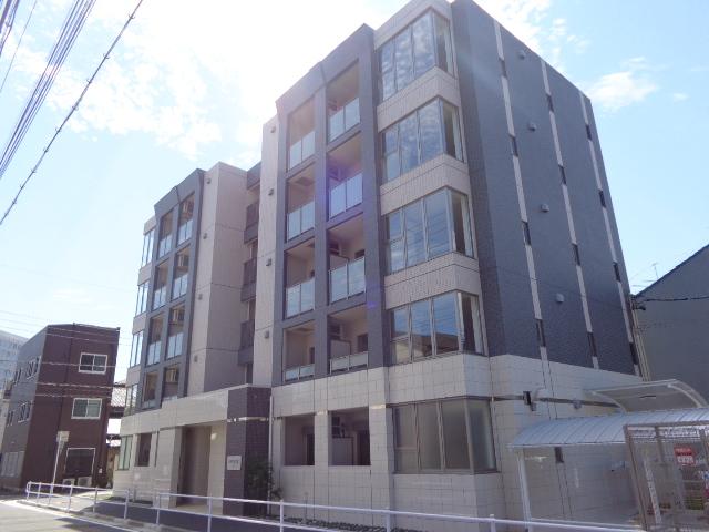 建物外観　外観写真（昼）