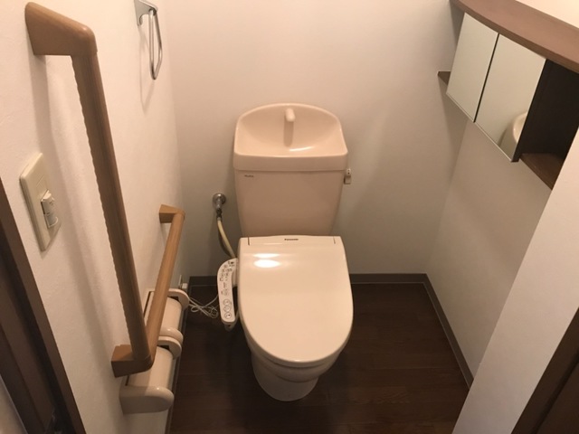 トイレ　コンパクトで使いやすいトイレです
